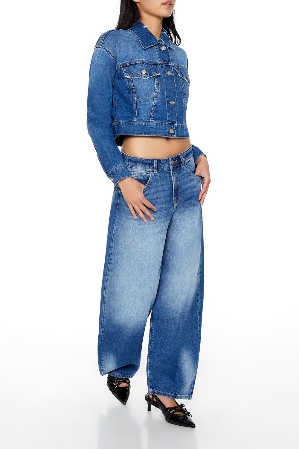 Barrel Mid-Rise Jeans